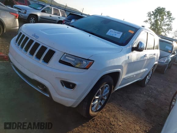 ✅ 2014 Jeep Grand Cherokee Overland • VIN: 1C4RJFCG1EC195516 • Lot: 43259305. Listed on IAAI with 230,199 mi. Free auction sales archive from the USA and detailed vehicle history report at DreamBid. Image 17.