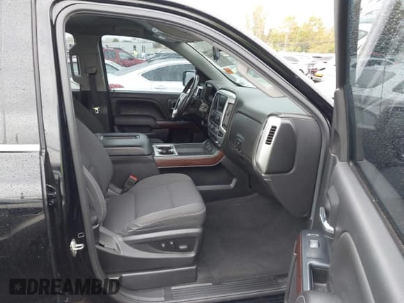 ✅ 2018 GMC Sierra 1500 SLE • VIN: 1GTV2MEC1JZ297061 • Lot: 43569940. Listed on IAAI with 182,917 mi. Free auction sales archive from the USA and detailed vehicle history report at DreamBid. Image 5.