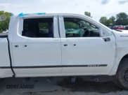 ✅ 2019 Chevrolet Silverado 1500 RST • VIN: 3GCUYEED2KG145848 • Лот: 43213065. Опубликован ранее на IAAI с пробегом 140 923 миль. Бесплатный доступ к архиву аукционных продаж из США и подробный отчёт об истории автомобиля на DreamBid. Изображение 18.