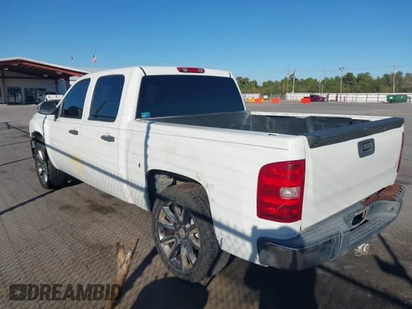 2010 Chevrolet Silverado 1500 LT z VIN 3GCRCSEA1AG246760, wystawiony jako IAAI lot #43599219 z przebiegiem 197 805 mil mil oraz . Historia ofert i sprzedaży dostępna na DreamBid. Obrazek 14.