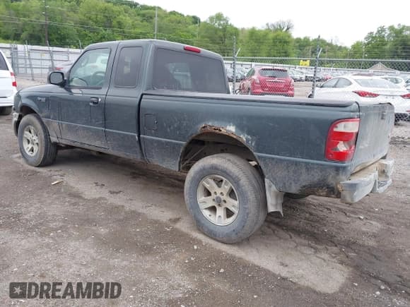 ✅ 2004 Ford Ranger XL Fleet • VIN: 1FTZR15E64PB62607 • Lot: 42346246. Listed on IAAI with 138,331 mi. Free auction sales archive from the USA and detailed vehicle history report at DreamBid. Image 3.