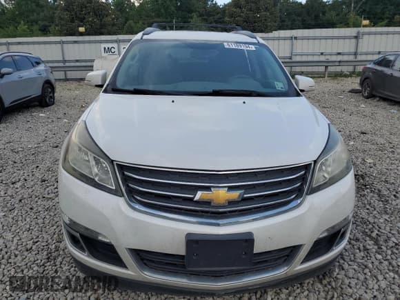 ✅ 2016 Chevrolet Traverse LT • VIN: 1GNKRGKD9GJ136842 • Lot: 61189194. Wystawiony na Copart z przebiegiem Nie podano. Bezpłatny archiwum sprzedaży aukcyjnych z USA i szczegółowy raport historii pojazdu na DreamBid. Zdjęcie 5.