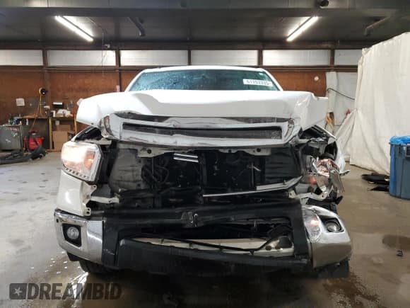 ✅ 2015 Toyota Tundra Limited • VIN: 5TFHW5F19FX452611 • Lot: 61103335. Listed on Copart with 147,112 mi. Free auction sales archive from the USA and detailed vehicle history report at DreamBid. Image 5.