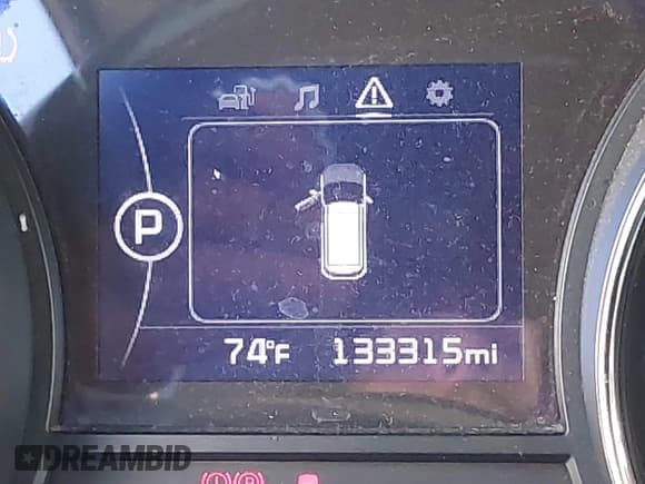 ✅ 2017 Kia Sedona LX • VIN: KNDMB5C13H6312643 • Lot: 43622280. Listed on IAAI with 133,315 mi. Free auction sales archive from the USA and detailed vehicle history report at DreamBid. Image 15.