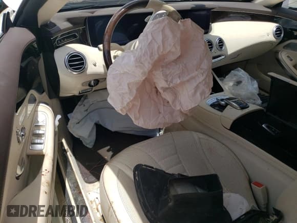 ✅ 2019 Mercedes-Benz S 560 • VIN: WDDXK8DB6KA038127 • Lot: 59466694. Wystawiony na Copart z przebiegiem Nie podano. Bezpłatny archiwum sprzedaży aukcyjnych z USA i szczegółowy raport historii pojazdu na DreamBid. Zdjęcie 8.