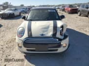 ✅ 2015 MINI Hardtop 4 Door • VIN: WMWXS5C59FT827576 • Lot: 82661265. Wystawiony na Copart z przebiegiem 115 930 mil. Bezpłatny archiwum sprzedaży aukcyjnych z USA i szczegółowy raport historii pojazdu na DreamBid. Zdjęcie 5.