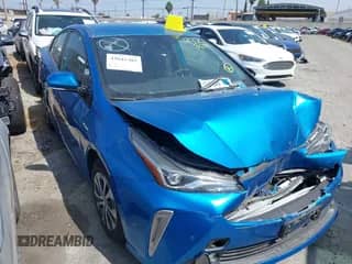 2020 Toyota Prius LE with VIN JTDL9RFUXL3019577, listed as a IAAI auction lot 43045381 with 15,652 mi miles and . Bid and sale history available at DreamBid. Image 1.