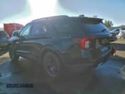 ✅ 2025 Ford Explorer ST-Line • VIN: 1FMUK8KH7SGB82119 • Lot: 95753605. Wystawiony na Copart z przebiegiem 8 485 mil. Bezpłatny archiwum sprzedaży aukcyjnych z USA i szczegółowy raport historii pojazdu na DreamBid. Zdjęcie 2.