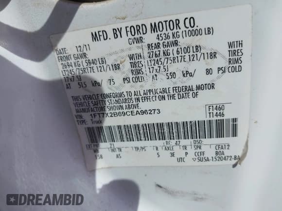 ✅ 2012 Ford F-250 XL • VIN: 1FT7X2B69CEA96273 • Lot: 42113926. Wystawiony na IAAI z przebiegiem 120 035 mil. Bezpłatny archiwum sprzedaży aukcyjnych z USA i szczegółowy raport historii pojazdu na DreamBid. Zdjęcie 9.