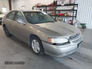 ✅ 2000 Nissan Altima XE • VIN: 1N4DL01D0YC211533 • Lot: 42821065. Listed on IAAI with 322,656 mi. Free auction sales archive from the USA and detailed vehicle history report at DreamBid. Image 1.