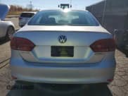 ✅ 2013 Volkswagen Jetta Hybrid • VIN: 3VW637AJ5DM227072 • Lot: 90291455. Listed on Copart with 81,946 mi. Free auction sales archive from the USA and detailed vehicle history report at DreamBid. Image 6.