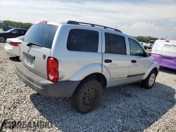 ✅ 2005 Dodge Durango SXT • VIN: 1D4HB38N75F618499 • Лот: 80035375. Опубликован ранее на Copart с пробегом 202 394 миль. Бесплатный доступ к архиву аукционных продаж из США и подробный отчёт об истории автомобиля на DreamBid. Изображение 3.