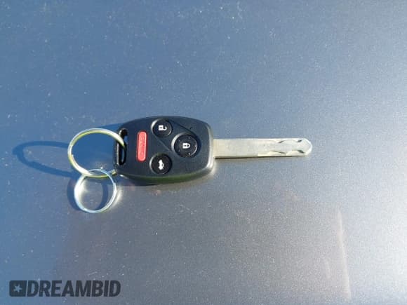 ✅ 2005 Honda CR-V EX • VIN: JHLRD78875C011066 • Лот: 43528233. Опубликован ранее на IAAI с пробегом 134 303 миль. Бесплатный доступ к архиву аукционных продаж из США и подробный отчёт об истории автомобиля на DreamBid. Изображение 11.