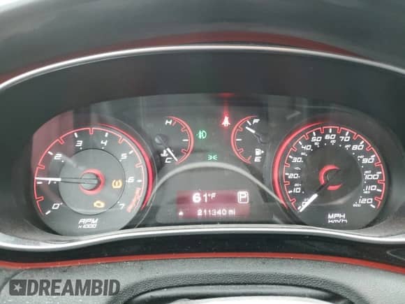 2015 Dodge Dart SXT с VIN 1C3CDFBB2FD224914, выставлен на аукционе Copart как лот 82153235 с пробегом 211 340 миль миль и Чистый • Clean title. История ставок и продаж доступна на DreamBid. Изображение 9.