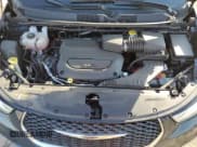 ✅ 2023 Chrysler Pacifica Touring L • VIN: 2C4RC3BG4PR605486 • Lot: 54338135. Wystawiony na Copart z przebiegiem 14 652 mil. Bezpłatny archiwum sprzedaży aukcyjnych z USA i szczegółowy raport historii pojazdu na DreamBid. Zdjęcie 12.