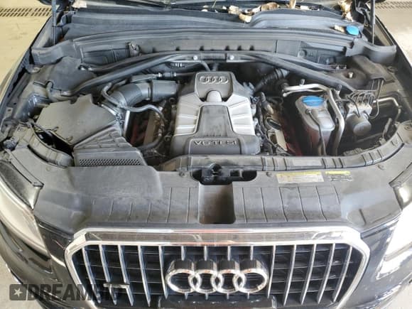 ✅ 2016 Audi Q5 Premium Plus • VIN: WA1D7AFP5GA042718 • Lot: 81847625. Wystawiony na Copart z przebiegiem 114 881 mil. Bezpłatny archiwum sprzedaży aukcyjnych z USA i szczegółowy raport historii pojazdu na DreamBid. Zdjęcie 12.