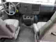 2017 Chevrolet Express Passenger LT z VIN 1GAWGFFF8H1244398, wystawiony jako Copart lot #51238305 z przebiegiem 127 510 mil mil oraz Szkoda całkowita • Salvage title. Historia ofert i sprzedaży dostępna na DreamBid. Obrazek 8.