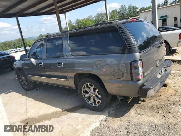 ✅ 2001 Chevrolet Suburban LS • VIN: 3GNEC16T11G283940 • Lot: 52162715. Wystawiony na Copart z przebiegiem 197 628 mil. Bezpłatny archiwum sprzedaży aukcyjnych z USA i szczegółowy raport historii pojazdu na DreamBid. Zdjęcie 2.