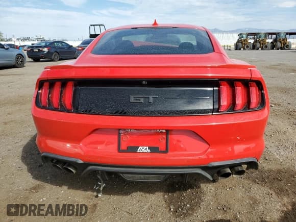 ✅ 2021 Ford Mustang GT Premium • VIN: 1FA6P8CF6M5133557 • Lot: 86133525. Wystawiony na Copart z przebiegiem 58 403 mil. Bezpłatny archiwum sprzedaży aukcyjnych z USA i szczegółowy raport historii pojazdu na DreamBid. Zdjęcie 6.