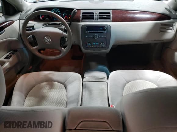 ✅ 2010 Buick Lucerne CX-2 • VIN: 1G4HB5EM1AU108879 • Lot: 60537845. Listed on Copart with 107,517 mi. Free auction sales archive from the USA and detailed vehicle history report at DreamBid. Image 8.