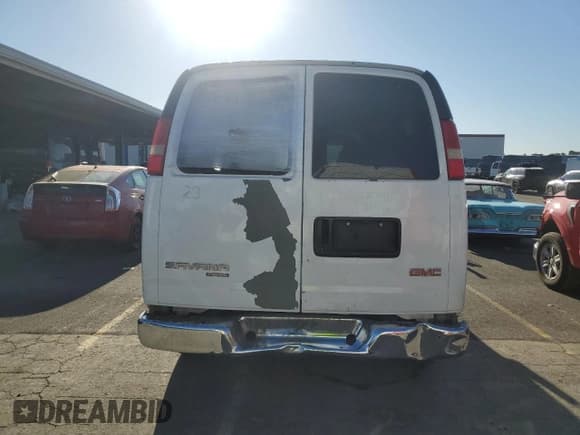 ✅ 2007 GMC Savana • VIN: 1GJHG35U671207873 • Lot: 42643485. Wystawiony na Copart z przebiegiem 263 343 mil. Bezpłatny archiwum sprzedaży aukcyjnych z USA i szczegółowy raport historii pojazdu na DreamBid. Zdjęcie 6.