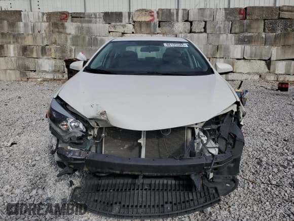 ✅ 2015 Toyota Corolla LE Eco • VIN: 5YFBPRHEXFP347634 • Lot: 86125585. Listed on Copart with 189,734 mi. Free auction sales archive from the USA and detailed vehicle history report at DreamBid. Image 5.