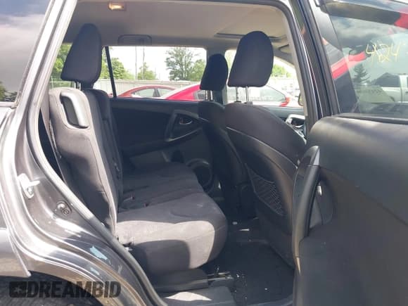 ✅ 2012 Toyota RAV4 Sport • VIN: JTMRK4DV9C5107828 • Lot: 42430899. Listed on IAAI with 109,768 mi. Free auction sales archive from the USA and detailed vehicle history report at DreamBid. Image 8.