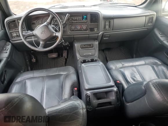 ✅ 2001 Chevrolet Silverado 1500 LT • VIN: 1GCEK19T71E225636 • Лот: 82580444. Опубликован ранее на Copart с пробегом 208 271 миль. Бесплатный доступ к архиву аукционных продаж из США и подробный отчёт об истории автомобиля на DreamBid. Изображение 8.