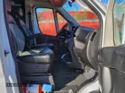 ✅ 2019 Ram ProMaster Cargo • VIN: 3C6TRVAG5KE526220 • Lot: 96325035. Listed on Copart with 57,749 mi. Free auction sales archive from the USA and detailed vehicle history report at DreamBid. Image 5.