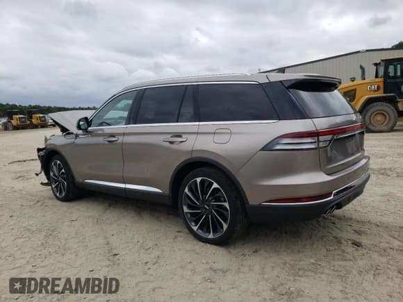 ✅ 2021 Lincoln Aviator Reserve • VIN: 5LM5J7XC4MGL03008 • Lot: 71775985. Wystawiony na Copart z przebiegiem 46 665 mil. Bezpłatny archiwum sprzedaży aukcyjnych z USA i szczegółowy raport historii pojazdu na DreamBid. Zdjęcie 2.