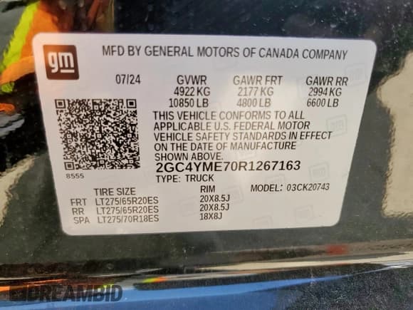 ✅ 2024 Chevrolet Silverado 2500HD Custom • VIN: 2GC4YME70R1267163 • Lot: 66001665. Wystawiony na Copart z przebiegiem 7 209 mil. Bezpłatny archiwum sprzedaży aukcyjnych z USA i szczegółowy raport historii pojazdu na DreamBid. Zdjęcie 13.