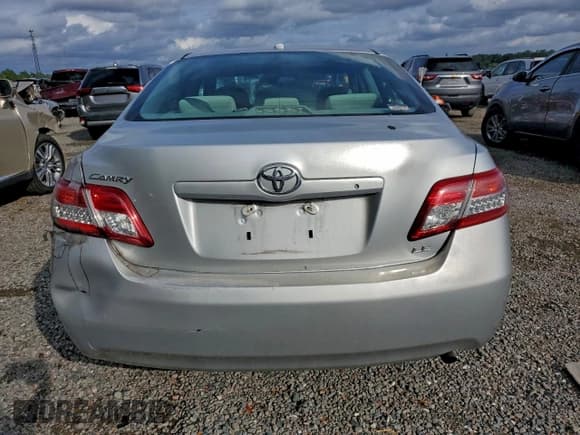 ✅ 2010 Toyota Camry • VIN: 4T1BF3EK2AU020632 • Лот: 95211635. Опубликован ранее на Copart с пробегом 104 961 миль. Бесплатный доступ к архиву аукционных продаж из США и подробный отчёт об истории автомобиля на DreamBid. Изображение 6.