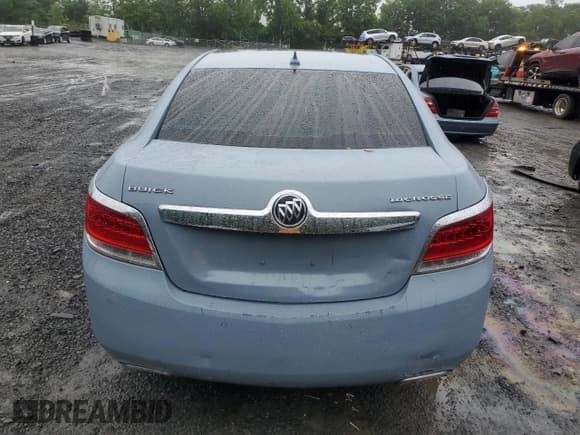 ✅ 2013 Buick LaCrosse Leather • VIN: 1G4GC5E39DF258425 • Lot: 60646225. Listed on Copart with 152,288 mi. Free auction sales archive from the USA and detailed vehicle history report at DreamBid. Image 6.