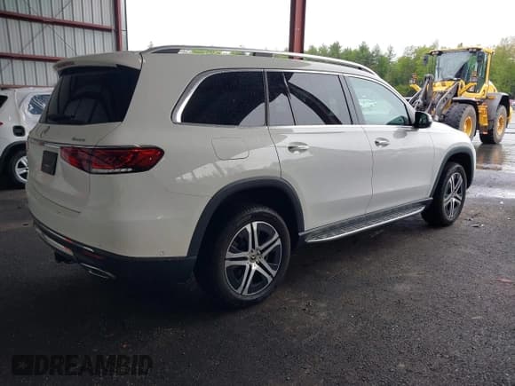 ✅ 2021 Mercedes-Benz GLS 450 • VIN: 4JGFF5KE9MA572260 • Лот: 42287425. Опубликован ранее на IAAI с пробегом 65 510 миль. Бесплатный доступ к архиву аукционных продаж из США и подробный отчёт об истории автомобиля на DreamBid. Изображение 4.