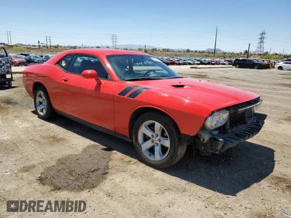 2014 Dodge Challenger SXT 100th Anniversary with VIN 2C3CDYAG7EH195680, listed as a Copart auction lot 53639755 with 153,879 mi miles and Salvage title. Bid and sale history available at DreamBid. Image 4.
