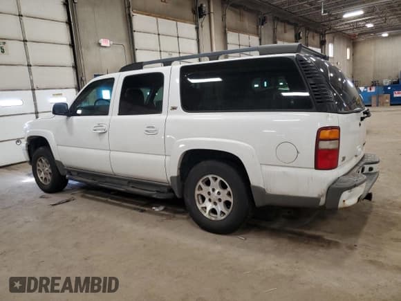 ✅ 2003 Chevrolet Suburban LT • VIN: 3GNFK16T93G266605 • Лот: 46530495. Опубликован ранее на Copart с пробегом 247 893 миль. Бесплатный доступ к архиву аукционных продаж из США и подробный отчёт об истории автомобиля на DreamBid. Изображение 2.