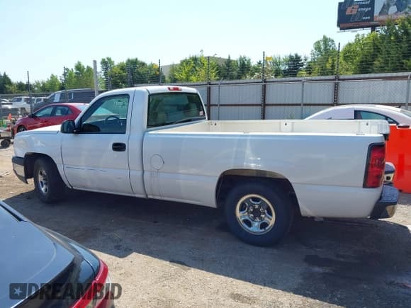 ✅ 2004 Chevrolet Silverado 1500 LS • VIN: 1GCEC14T74E402615 • Лот: 43250842. Опубликован ранее на IAAI с пробегом 232 334 миль. Бесплатный доступ к архиву аукционных продаж из США и подробный отчёт об истории автомобиля на DreamBid. Изображение 14.