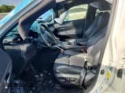 ✅ 2021 Toyota Venza XLE • VIN: JTEAAAAH1MJ037291 • Лот: 83948385. Опубликован ранее на Copart с пробегом 69 377 миль. Бесплатный доступ к архиву аукционных продаж из США и подробный отчёт об истории автомобиля на DreamBid. Изображение 7.