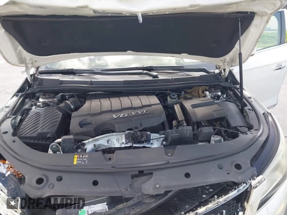 ✅ 2014 Buick LaCrosse Premium II • VIN: 1G4GF5G32EF151397 • Lot: 42835845. Wystawiony na IAAI z przebiegiem 78 225 mil. Bezpłatny archiwum sprzedaży aukcyjnych z USA i szczegółowy raport historii pojazdu na DreamBid. Zdjęcie 10.