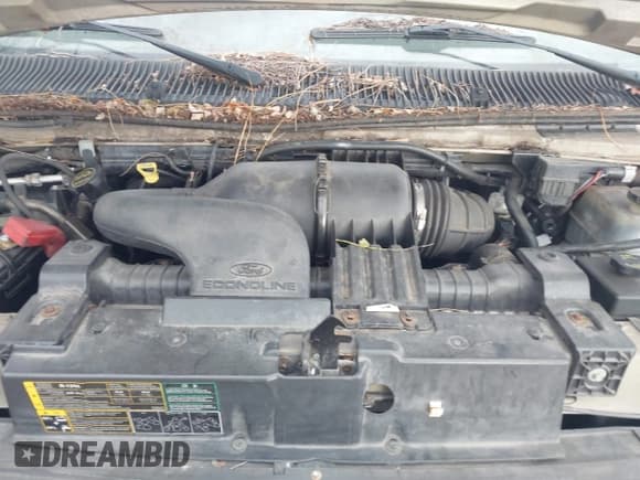 ✅ 2006 Ford Econoline Passenger XL • VIN: 1FBNE31L06DA61632 • Lot: 43675471. Wystawiony na IAAI z przebiegiem 104 764 mil. Bezpłatny archiwum sprzedaży aukcyjnych z USA i szczegółowy raport historii pojazdu na DreamBid. Zdjęcie 9.