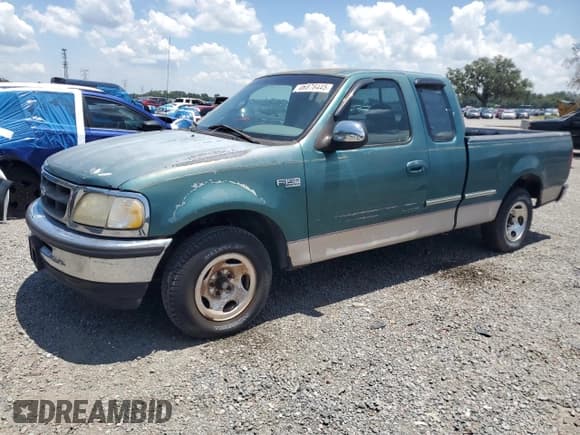 ✅ 1997 Ford F-150 • VIN: 1FTDX17W2VNB58363 • Lot: 66876445. Wystawiony na Copart z przebiegiem 123 296 mil. Bezpłatny archiwum sprzedaży aukcyjnych z USA i szczegółowy raport historii pojazdu na DreamBid. Zdjęcie 1.