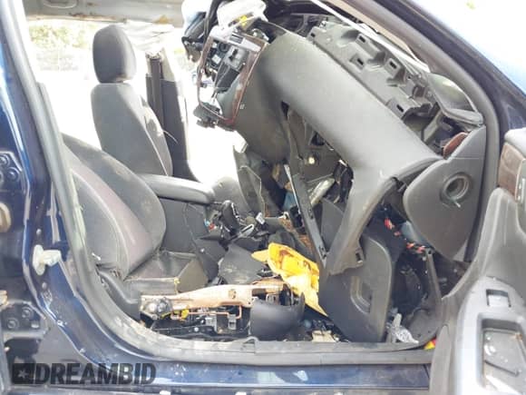 2012 Chevrolet Impala LT Retail с VIN 2G1WB5E39C1189253, выставлен на аукционе IAAI как лот 43343731 с пробегом Не указан миль и . История ставок и продаж доступна на DreamBid. Изображение 5.