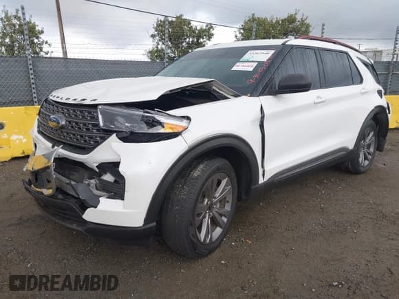 ✅ 2021 Ford Explorer XLT • VIN: 1FMSK7DH0MGC17617 • Lot: 43367940. Wystawiony na IAAI z przebiegiem 47 081 mil. Bezpłatny archiwum sprzedaży aukcyjnych z USA i szczegółowy raport historii pojazdu na DreamBid. Zdjęcie 2.