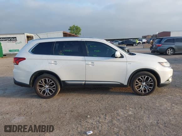 ✅ 2016 Mitsubishi Outlander GT • VIN: JA4JZ4AX0GZ019967 • Lot: 42755354. Listed on IAAI with 119,592 mi. Free auction sales archive from the USA and detailed vehicle history report at DreamBid. Image 13.