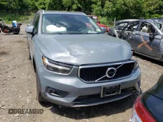 ✅ 2022 Volvo XC40 Momentum • VIN: YV4162UK6N2648168 • Lot: 56466053. Listed on Copart with 5,975 mi. Free auction sales archive from the USA and detailed vehicle history report at DreamBid. Image 5.