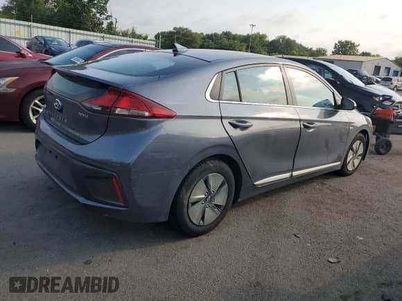 2020 Hyundai Ioniq SE с VIN KMHC75LC6LU205715, выставлен на аукционе Copart как лот 65346804 с пробегом 74 256 миль миль и Списание • Salvage title. История ставок и продаж доступна на DreamBid. Изображение 3.