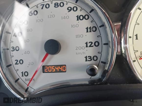 ✅ 2007 Saturn VUE I4 • VIN: 5GZCZ33D17S811533 • Лот: 43328178. Опубликован ранее на IAAI с пробегом 205 440 миль. Бесплатный доступ к архиву аукционных продаж из США и подробный отчёт об истории автомобиля на DreamBid. Изображение 7.