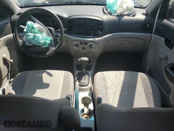 ✅ 2009 Hyundai Accent Auto GLS • VIN: KMHCN46C69U297154 • Лот: 58948935. Опубликован ранее на Copart с пробегом 90 514 миль. Бесплатный доступ к архиву аукционных продаж из США и подробный отчёт об истории автомобиля на DreamBid. Изображение 8.