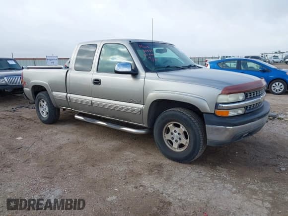 ✅ 2000 Chevrolet Silverado 1500 • VIN: 1GCEK19T9YZ324591 • Лот: 43534853. Опубликован ранее на IAAI с пробегом 195 936 миль. Бесплатный доступ к архиву аукционных продаж из США и подробный отчёт об истории автомобиля на DreamBid. Изображение 1.
