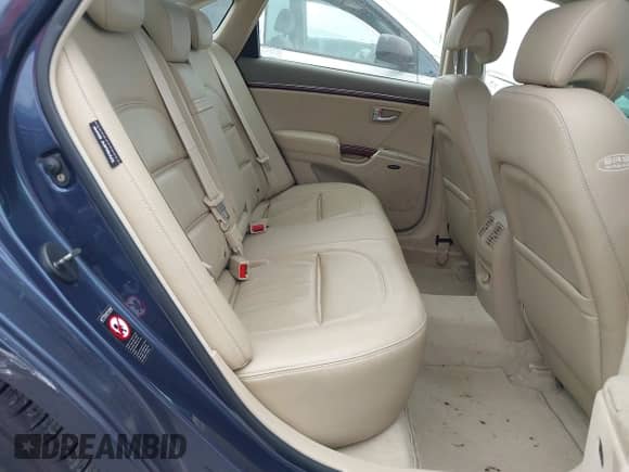 2007 Hyundai Azera SE с VIN KMHFC46F97A177005, выставлен на аукционе IAAI как лот 41958037 с пробегом 82 295 миль миль и . История ставок и продаж доступна на DreamBid. Изображение 8.